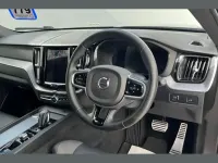 Used Volvo XC60 R-Design 247 HP (181 kW) 2022 Black SUV