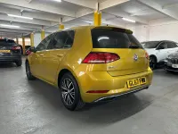 Second-hand VW Golf VII SE 2018 Galben Hatchback