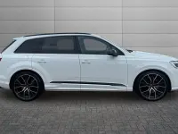 Used Audi SQ7 Advanced 507 HP (372 kW) 2024 Pure white SUV