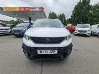 Used Peugeot Partner Premium 131 HP (96 kW) 2021 White MPV