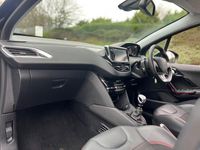 Used Peugeot 208 GT-line 110 HP (80 kW) 2019 Black Hatchback