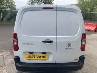 Used Peugeot Partner Premium 2023 White MPV