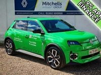 New Renault 5 E-Tech Urban 89 kW (122 HP) 2025 Hatchback