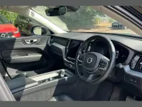 Used Volvo XC60 Core 350 HP (257 kW) 2023 Black SUV
