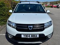Used Dacia Sandero Lauréate 90 HP (66 kW) 2014 White Hatchback