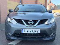 Used Nissan Qashqai Tekna 115 HP (84 kW) 2017 Grey SUV