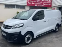 Used Vauxhall Vivaro 100 HP (73 kW) 2022 White MPV