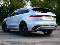 Begagnad Jaguar F-Pace R-Dynamic 204 HK (150 kW) 2022 Silver SUV