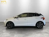 Used Hyundai i20 Premium 100 HP (73 kW) 2022 White Hatchback