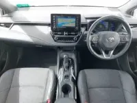 Used Toyota Corolla Design 122 HP (89 kW) 2022 White Hatchback