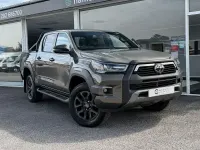 Used Toyota HiLux 204 HP (150 kW) 2023 Bronze Pickup