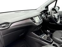 Used Vauxhall Crossland X Elite 81 HP (59 kW) 2019 White SUV