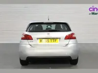 Usado Peugeot 308 Active 130 CV (95 kW) 2016 Plateado Utilitario