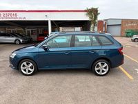 Używany Skoda Fabia SE L 95 KM (69 kW) 2021 Niebieski Kombi