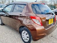Used Toyota Yaris 69 HP (50 kW) 2012 Brown Hatchback