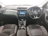 Used Nissan Qashqai N-Connecta 110 HP (80 kW) 2018 Red SUV