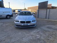 Begagnad BMW 520 2011 Silver Sedan