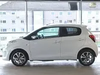Begagnad Citroën C1 Shine 72 HK (52 kW) 2021 Vit Halvkombi