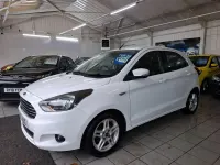 Begagnad Ford Ka Plus Zetec 70 HK (51 kW) 2017 Vit Halvkombi