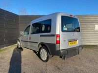 Używany Vauxhall Combo 2011 Srebrny Minivan