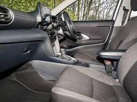 Used Toyota Yaris Hybrid 116 HP (85 kW) 2023 White Estate