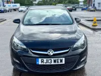 Gebraucht Vauxhall Astra 2013 Schwarz Kleinwagen