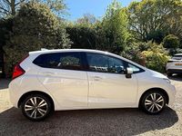 Używany Honda Jazz EX 102 KM (75 kW) 2016 Biały Hatchback