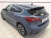 Gebraucht Ford Focus Titanium 2022 Blau Kleinwagen
