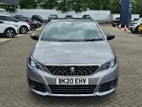 Usado Peugeot 308 GT-line 130 HP (95 kW) 2020 Cinzento Citadino