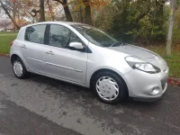 Used Renault Clio Expression 88 HP (64 kW) 2012 Silver Hatchback