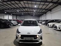 Used Hyundai i10 SE 67 HP (49 kW) 2022 White Hatchback
