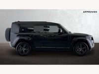 Used Land Rover Defender SE Dynamic 404 HP (297 kW) 2023 Black SUV