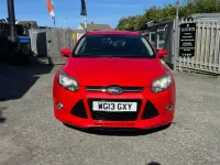Used Ford Focus Zetec 115 HP (84 kW) 2013 Red Hatchback