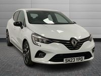 Used Renault Clio V 145 HP (106 kW) 2023 White  Hatchback