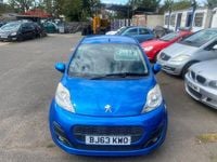 Second-hand Peugeot 107 Allure 68 CP (50 kW) 2013 Albastru Hatchback