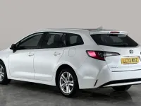Used Toyota Corolla 122 HP (89 kW) 2023 White Estate