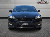 Używany Ford Focus ST-Line X 120 KM (88 kW) 2018 Czarny Hatchback