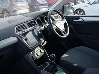 Usado VW Tiguan Match 150 CV (110 kW) 2019 Gris SUV