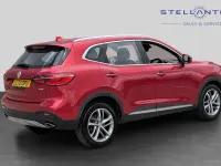 Used MG HS Excite 160 HP (117 kW) 2022 Red SUV