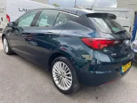 Used Vauxhall Astra Elite 105 HP (77 kW) 2016 Green Hatchback
