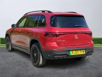 Usado Mercedes EQB250+ Urban 139 kW (190 HP) 2025 Vermelho SUV