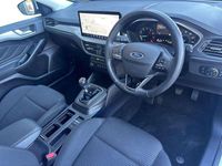 Used Ford Focus Titanium 153 HP (112 kW) 2023 White Hatchback