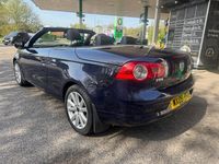 Used VW Eos SE 140 HP (102 kW) 2009 Blue Cabriolet