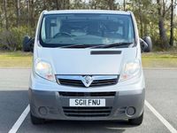 Second-hand Vauxhall Vivaro 115 CP (84 kW) 2011 Argintiu Monovolum