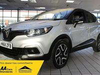 Used Renault Captur Iconic 90 HP (66 kW) 2018 Silver SUV