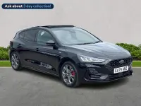 Usado Ford Focus ST-Line 155 CV (114 kW) 2025 Negro Utilitario