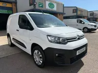 Used Citroën Berlingo 100 HP (73 kW) 2020 White MPV