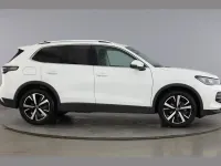 Usado VW Tiguan Edition 147 CV (108 kW) 2024 Blanco SUV
