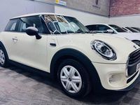 Used Mini ONE Hatch 102 HP (75 kW) 2018 White Hatchback