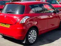 Usado Suzuki Swift SZ3 94 HP (69 kW) 2012 Vermelho Citadino